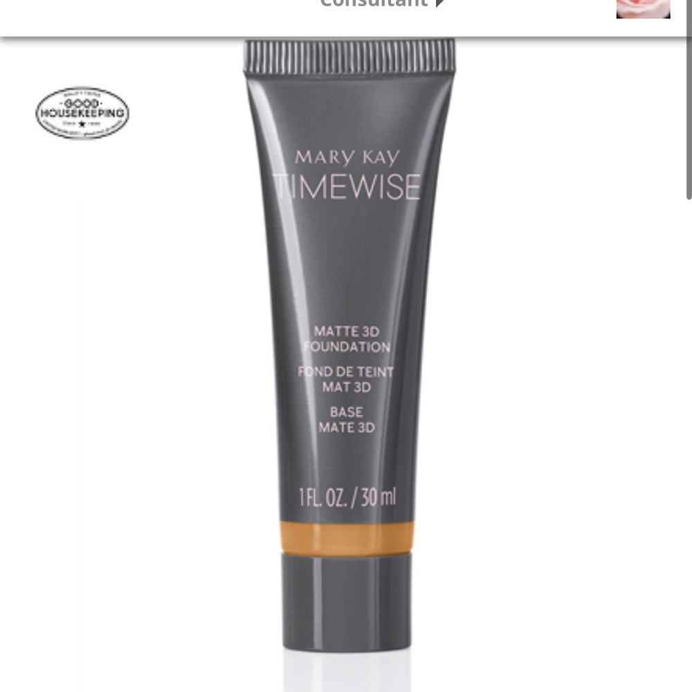 TimeWise® Matte 3D Foundation
1 fl. oz.